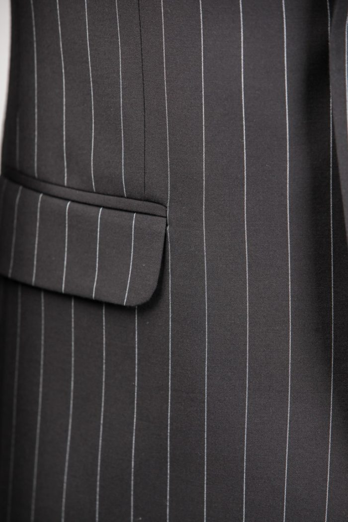 Costum Negru în Dungi din lână Țesătură Subțire - imagine 4