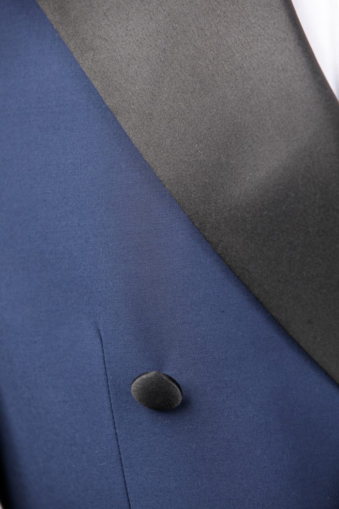 Costum de Mire Albastru la Două Rânduri cu Pantaloni Negri - imagine 2