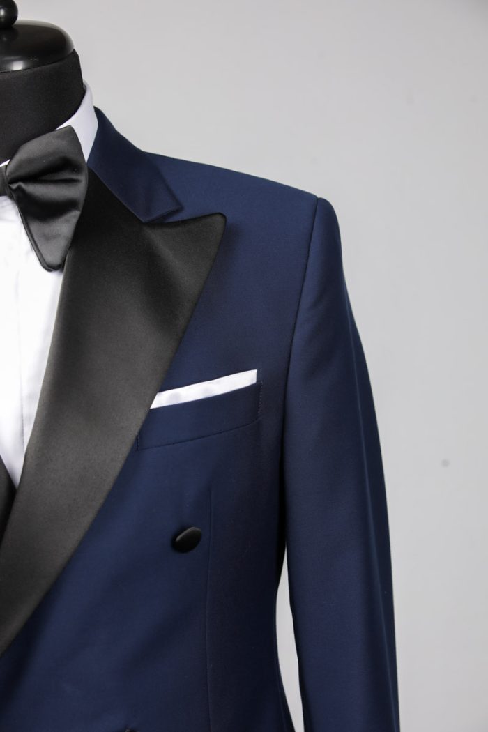 Costum de Mire Albastru la Două Rânduri cu Pantaloni Negri - imagine 5