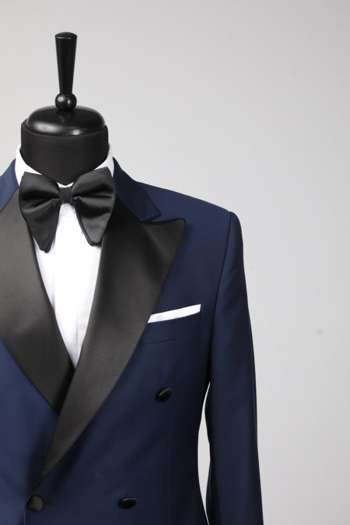 Costum de Mire Albastru la Două Rânduri cu Pantaloni Negri - imagine 3