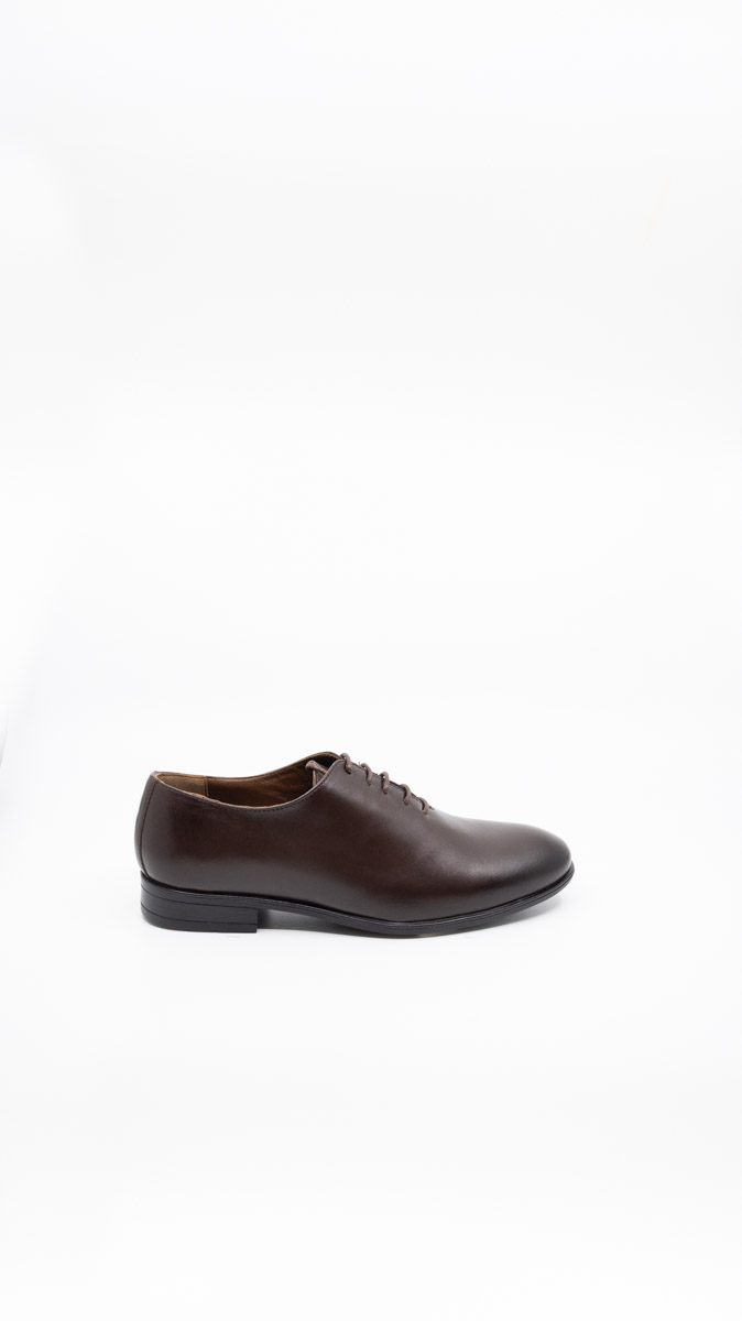costume barbati sibiu costume de mire costume de ceremonie camasi sibiu camasi de mire camasi elegante-3-3 Pantofi Eleganți din Piele Naturală Maro Închis – Model Plain-Toe Oxford - imagine 1